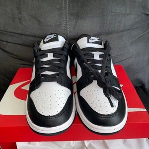 Nike Dunk Low Panda Men Size 6 / Women 7.5 🔥(D1391-100)🔥